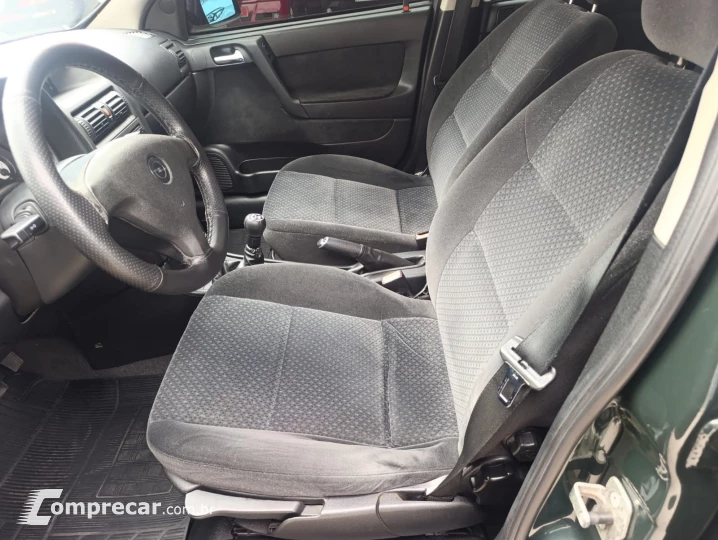 ASTRA 2.0 MPFI Advantage 8V