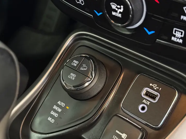 COMPASS LONGITUDE 2.0 4x4 Dies. 16V Aut.