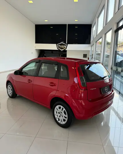 FIESTA 1.6 MPI Class Hatch 8V