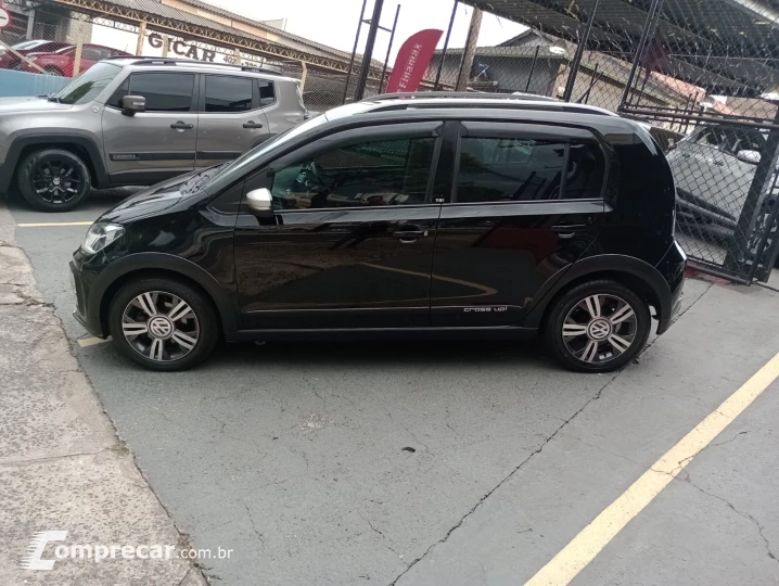 Cross UP 1.0 12V 4P TSI FLEX