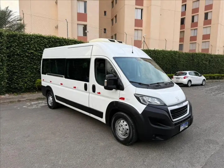 BOXER 2.0 Bluehdi Business L3h2 13M Minibus