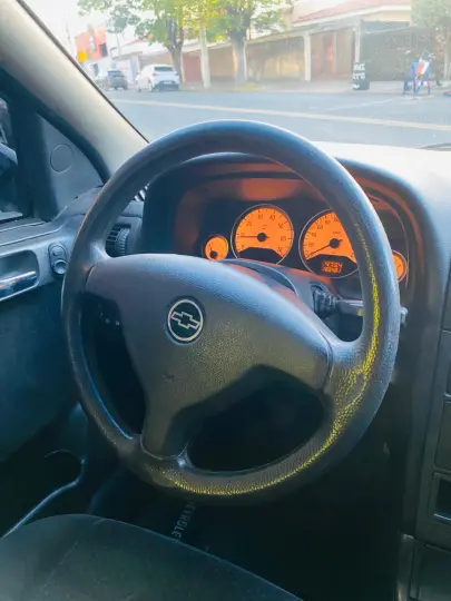 ASTRA 2.0 MPFI Advantage 8V