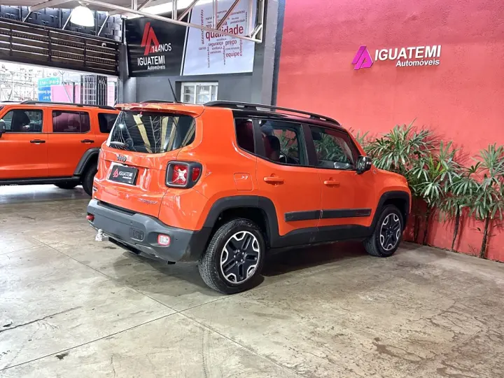 RENEGADE 2.0 16V TURBO DIESEL TRAILHAWK 4P 4X4 AUTOMÁTICO