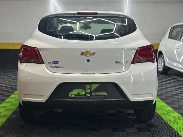 ONIX - 1.4 MPFI LT 8V 4P MANUAL