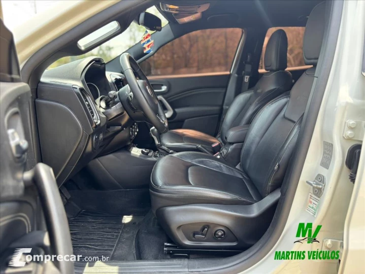 TORO 2.0 16V Turbo Ultra 4WD