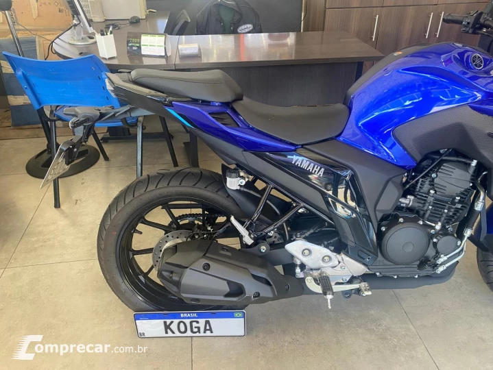 FZ25 FAZER CONNECTED ABS