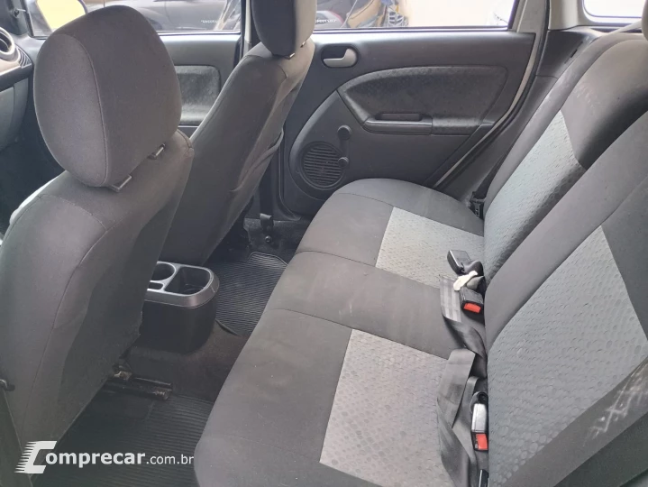 FIESTA 1.6 MPI Hatch 8V