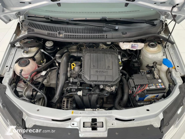 VOYAGE 1.0 12V MPI Totalflex