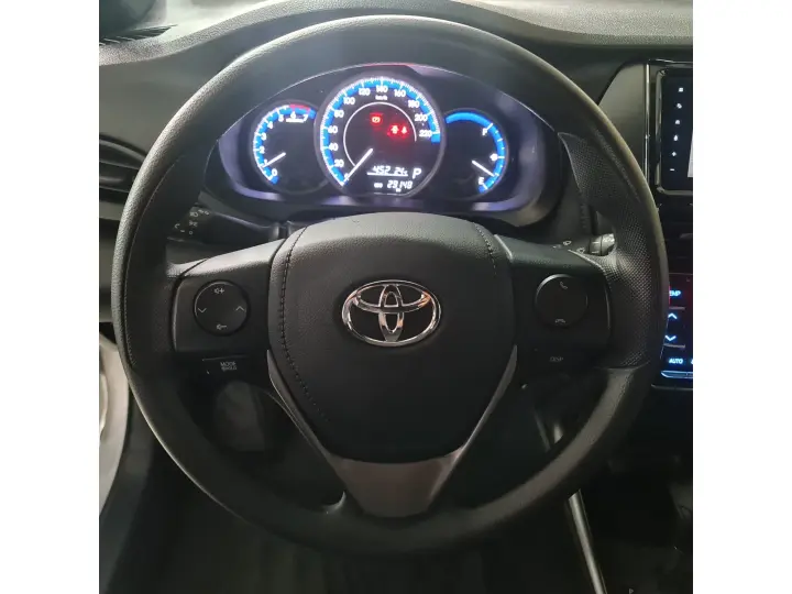 YARIS 1.5 16V FLEX SEDAN XL MULTIDRIVE