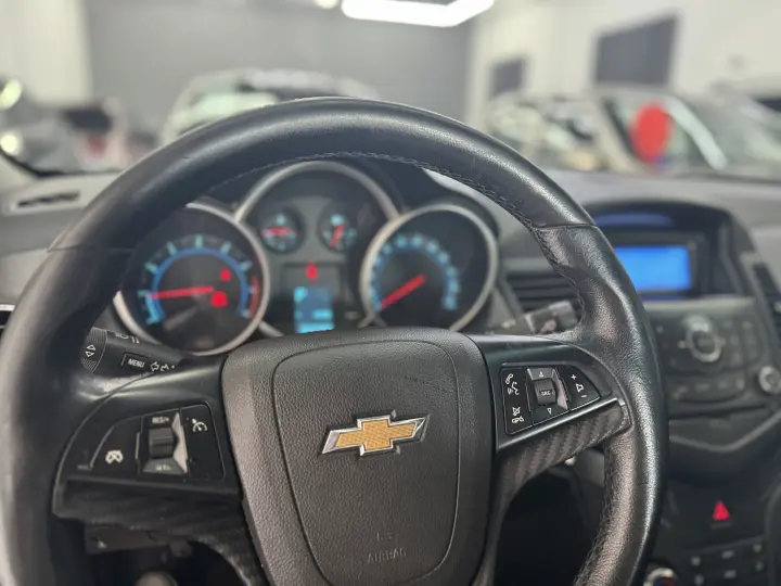 CRUZE 1.8 LT 16V