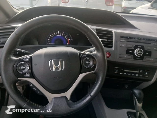 CIVIC - 1.8 LXS 16V 4P AUTOMÁTICO