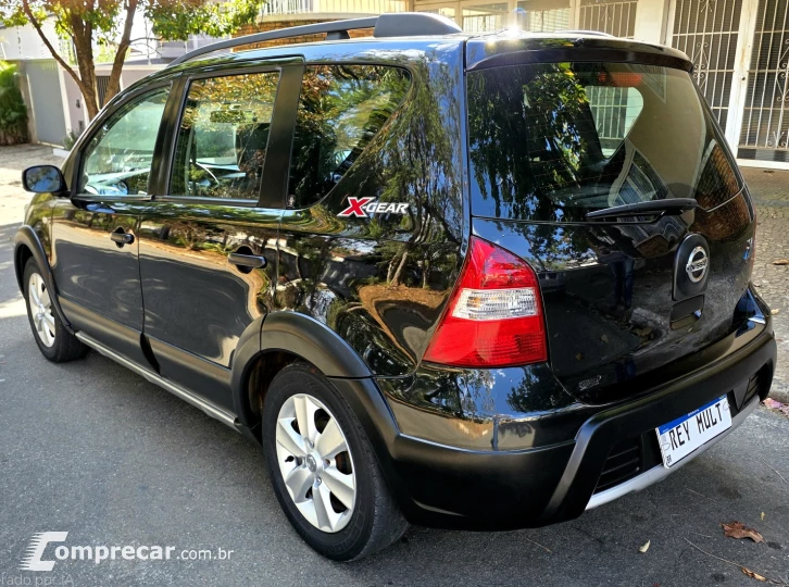 LIVINA 1.6 SL X-gear 16V