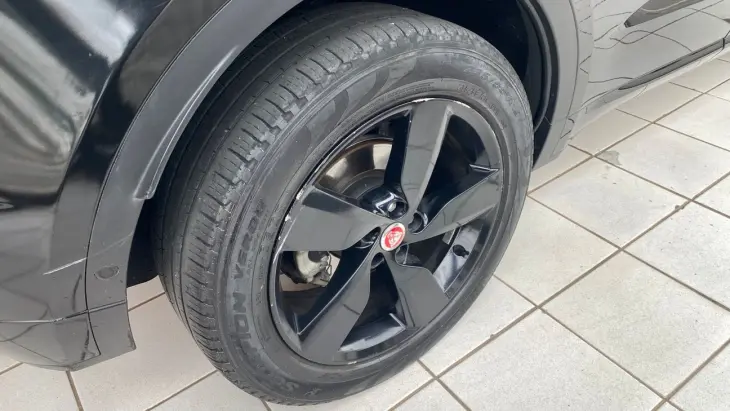 JAGUAR E-PACE 2.0 16V P300 R-DYNAMIC SE AWD