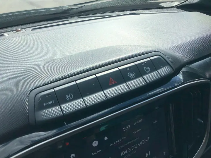 Strada 1.3 Firefly Flex Volcano Cd Cvt