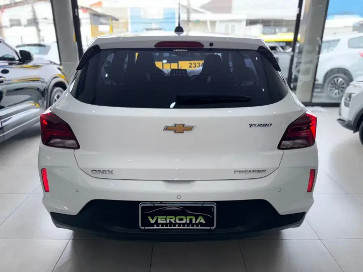 ONIX 1.0 Turbo Premier