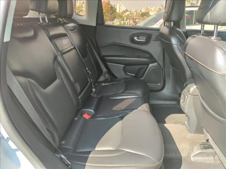 COMPASS 2.0 16V DIESEL LONGITUDE 4X4 AUTOMÁTICO