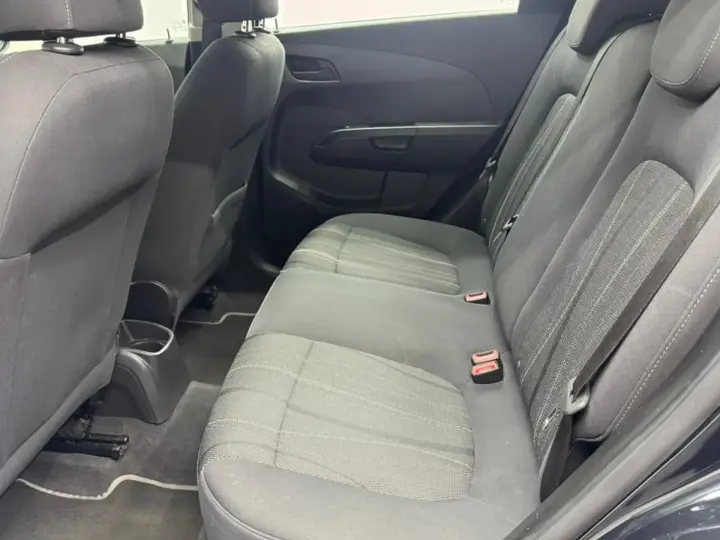 SONIC 1.6 LT 16V MANUAL