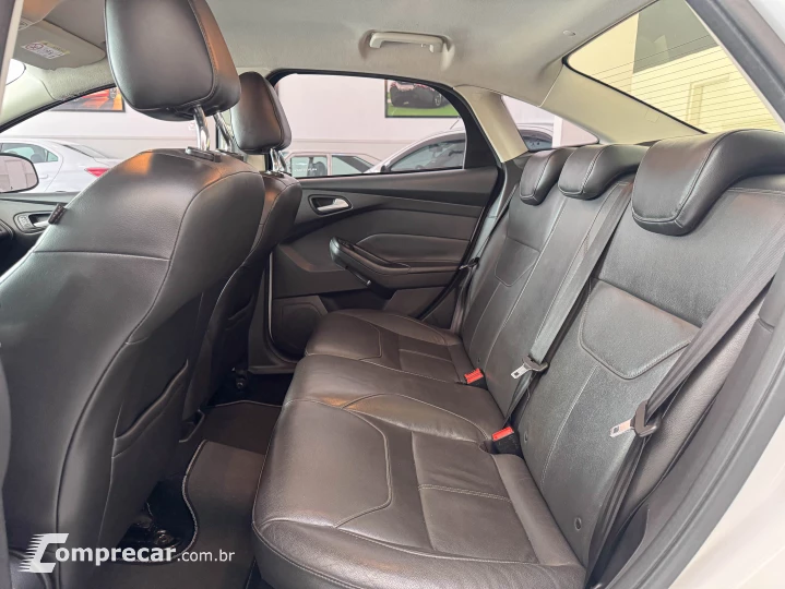 FOCUS 2.0 SE Plus Sedan 16V