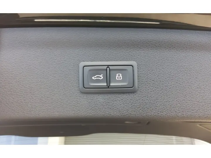 Q3 Q3 1.4 TFSI/TFSI FLEX S-TRONIC 5P