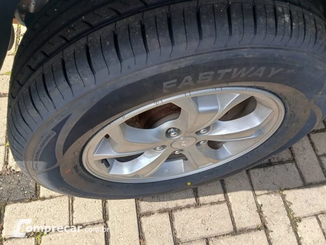 TUCSON - 2.0 MPFI GLS 16V 143CV 2WD 4P AUTOMÁTICO