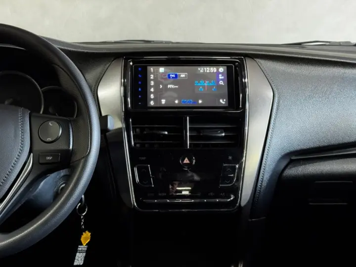 YARIS 1.5 16V FLEX XL MULTIDRIVE