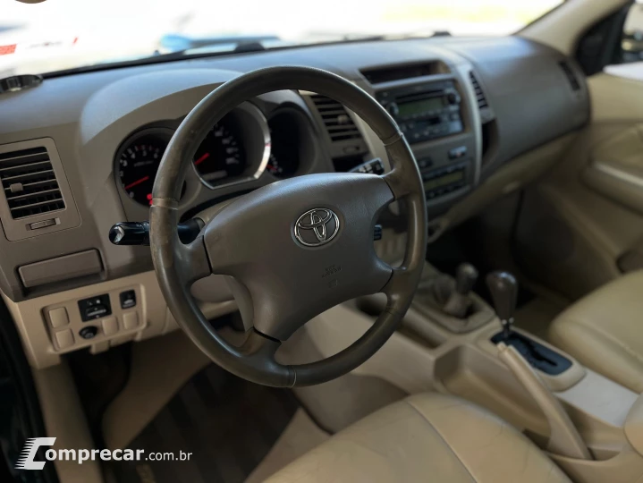 HILUX SW4 3.0 SRV 4X4 16V TURBO INTERCOOLER DIESEL 4P AUTOMÁ