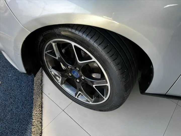 FOCUS 2.0 TITANIUM 16V FLEX 4P POWERSHIFT