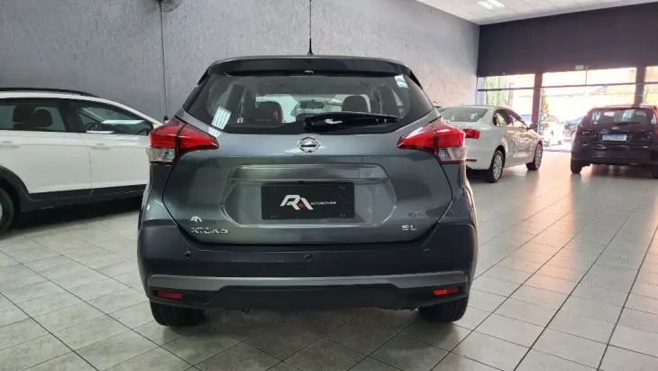 KICKS SL 1.6 16V FlexStar 5p Aut.