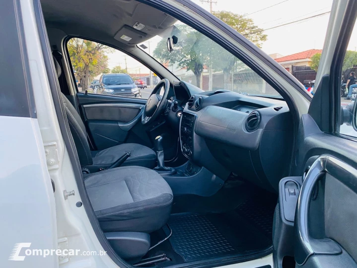 DUSTER 1.6 Tech Road 4X2 16V