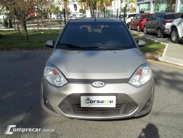 FIESTA 1.6 MPI Class Hatch 8V