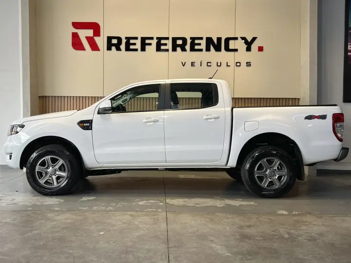 RANGER 2.2 XLS 4X4 CD 16V DIESEL 4P AUTOMÁTICO