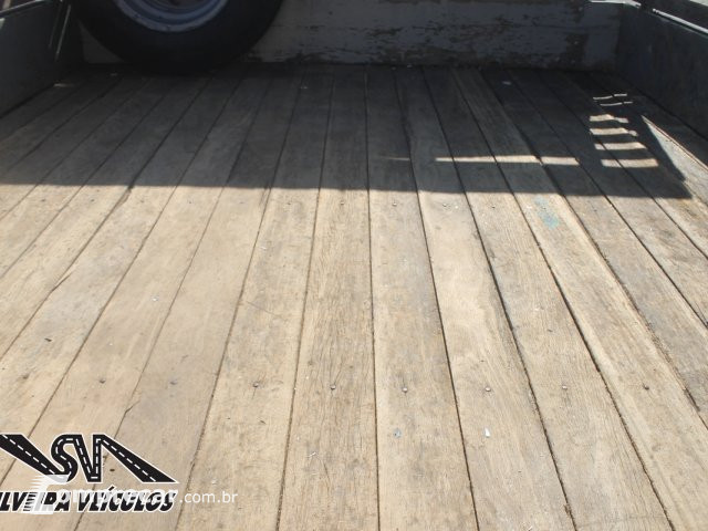 F-1000 - 3.9 SUPER SÉRIE 4X2 CS 8V TURBO 2P MANUAL