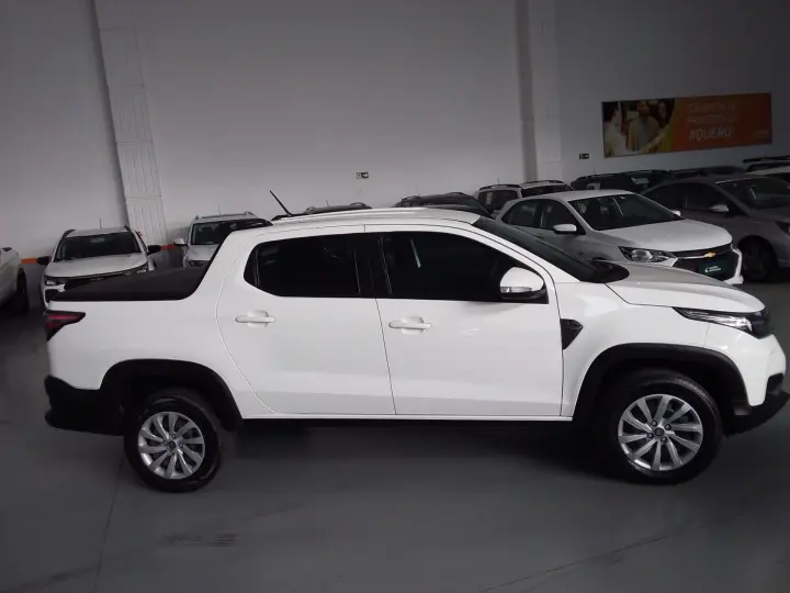 STRADA 1.3 FIREFLY FLEX FREEDOM CS MANUAL