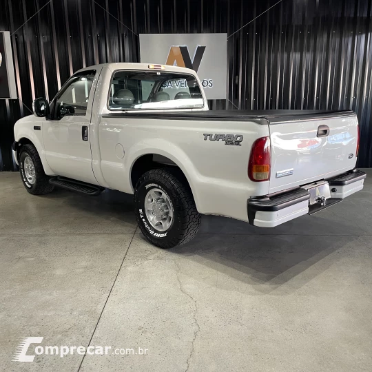 F-250 3.9 XL S Duty 4X2 CS