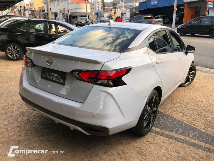 Versa 1.6 16V Flex Exclusive Xtronic