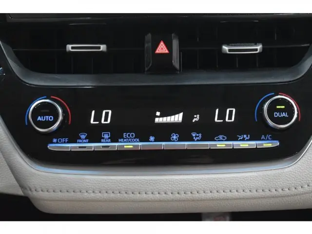 COROLLA - 1.8 VVT-I HYBRID ALTIS PREMIUM CVT