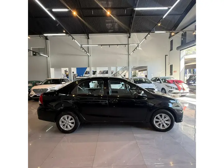 ETIOS 1.5 X SEDAN 16V FLEX 4P AUTOMÁTICO