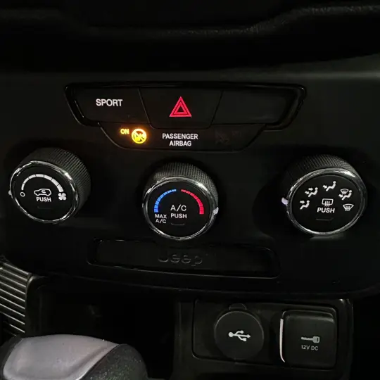 Renegade RENEGADE 1.8 4x2 Flex 16V Aut.