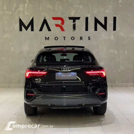 Q3 SPB Performance 2.0 TFSI Tipt. Quatt.