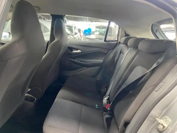 ONIX HATCH LT 1.0 12V FLEX 5P MEC.