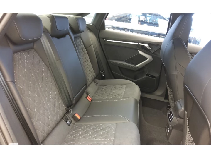 A3 2.0 40 TFSI GASOLINA SEDAN PERFORMANCE BLACK S-TRONIC