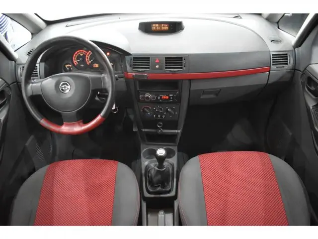 MERIVA - 1.8 MPFI SS 8V 4P MANUAL