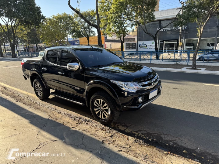 L200 TRITON 2.4 16V Turbo Sport HPE TOP CD 4X4