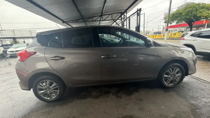 Yaris Hatch 1.5 16V 4P FLEX XL PLUS CONNECT MULTIDRIVE AUTOM
