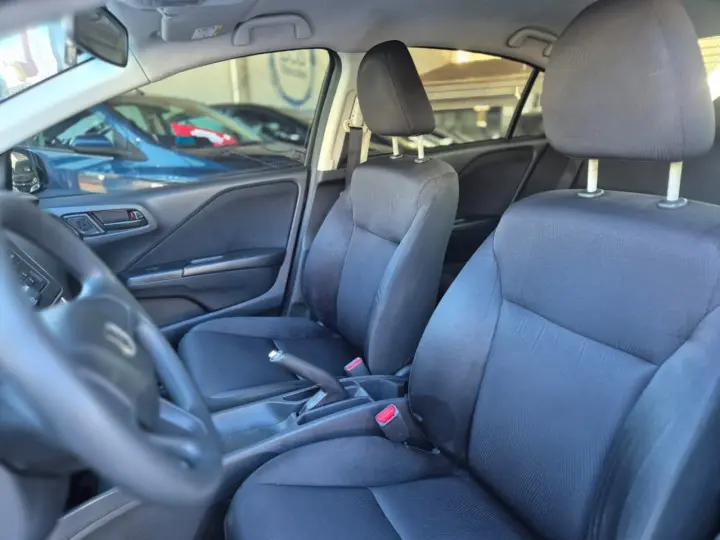 CITY Sedan DX 1.5 Flex 16V Aut.