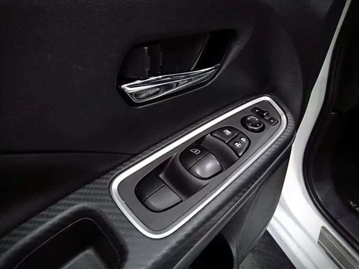 VERSA 1.6 16V FLEX EXCLUSIVE XTRONIC