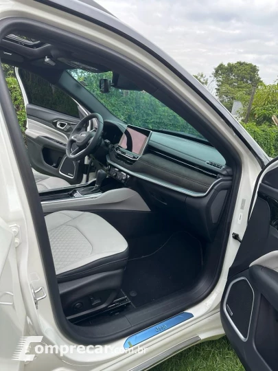 COMMANDER 1.3 T270 Turbo Overland