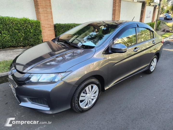 CITY 1.5 DX Sedan 16V