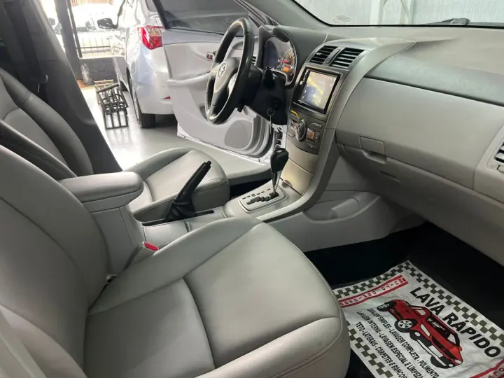 Corolla 1.8 16V 4P XLI AUTOMÁTICO