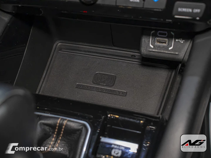 COMMANDER 1.3 T270 Turbo Limited